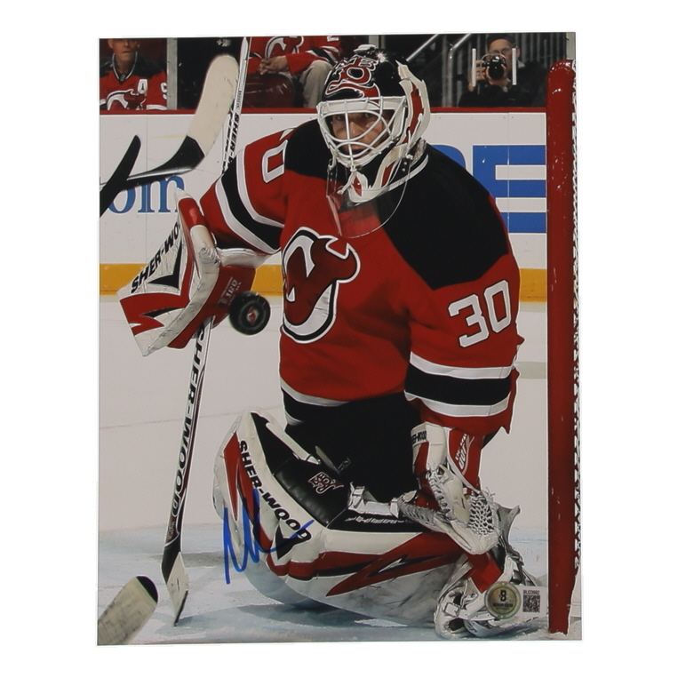 Martin Brodeur Signed Devils 8x10 Photo (Beckett) at PristineAuction.com Martin Brodeur Signed Devils 8x10 Photo (Beckett) at PristineAuction.com