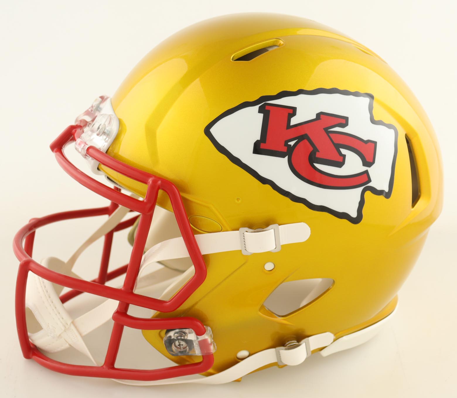 Rashee Rice Signed Chiefs Full-Size Authentic On-Field Flash Alternate Speed Helmet (Beckett) at PristineAuction.com Rashee Rice Signed Chiefs Full-Size Authentic On-Field Flash Alternate Speed Helmet (Beckett) at PristineAuction.com