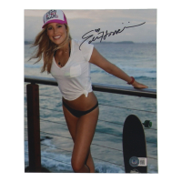 Erica Hosseini Signed 8x10 Photo (Beckett) at PristineAuction.com