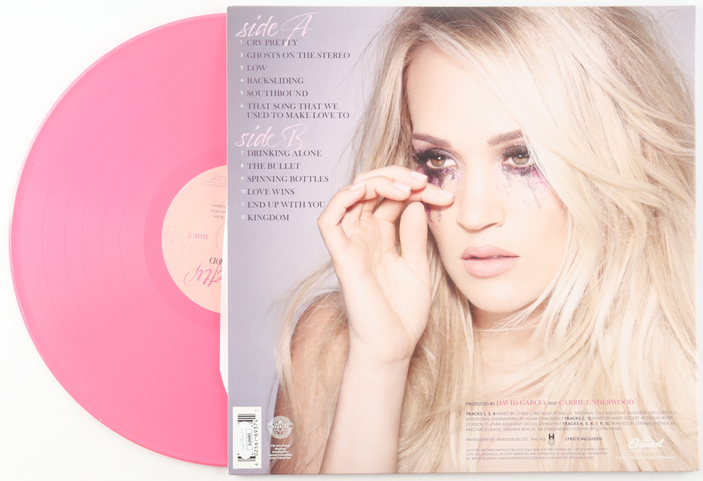Carrie Underwood Signed "Cry Pretty" Vinyl Record Album (JSA) at PristineAuction.com Carrie Underwood Signed "Cry Pretty" Vinyl Record Album (JSA) at PristineAuction.com