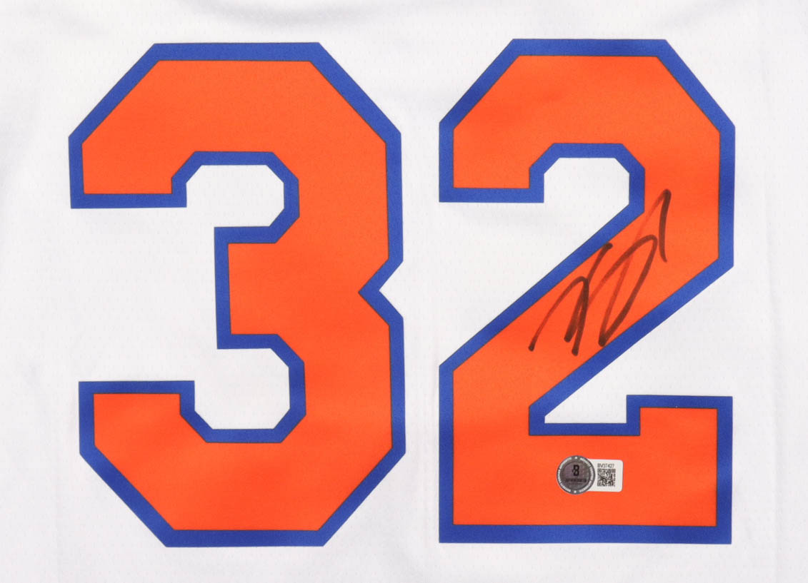 Karl-Anthony Towns Signed Knicks Nike Authentic Jersey (Beckett) at PristineAuction.com Karl-Anthony Towns Signed Knicks Nike Authentic Jersey (Beckett) at PristineAuction.com