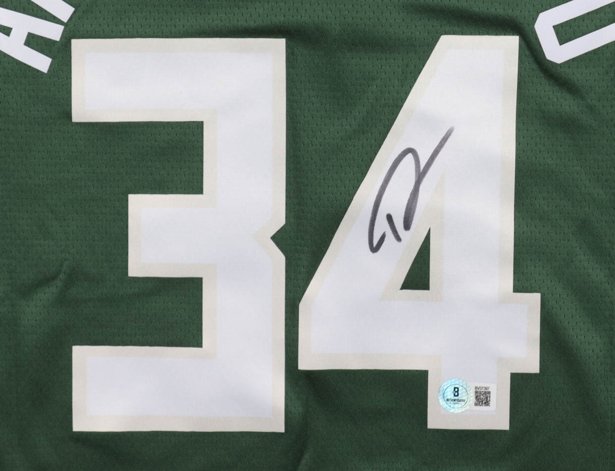 Giannis Antetokounmpo Signed Bucks Nike Authentic Jersey (Beckett) at PristineAuction.com Giannis Antetokounmpo Signed Bucks Nike Authentic Jersey (Beckett) at PristineAuction.com