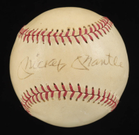 Mickey Mantle Signed OLL Baseball (Beckett) at PristineAuction.com