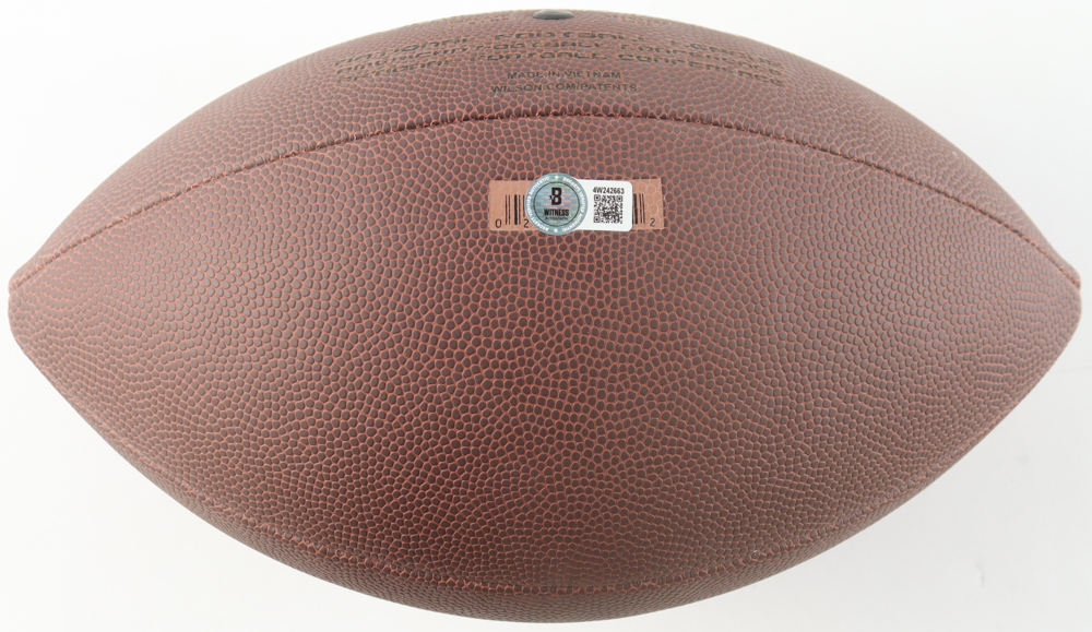 Davante Adams Signed NFL Football (Beckett) at PristineAuction.com Davante Adams Signed NFL Football (Beckett) at PristineAuction.com