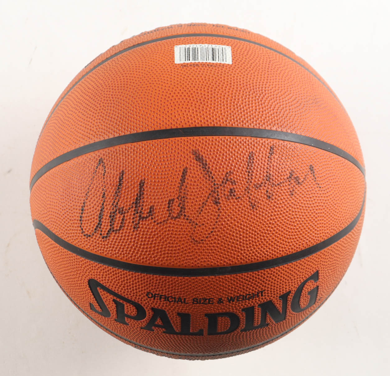 Kareem Abdul-Jabbar Signed NBA Basketball (Beckett) at PristineAuction.com Kareem Abdul-Jabbar Signed NBA Basketball (Beckett) at PristineAuction.com