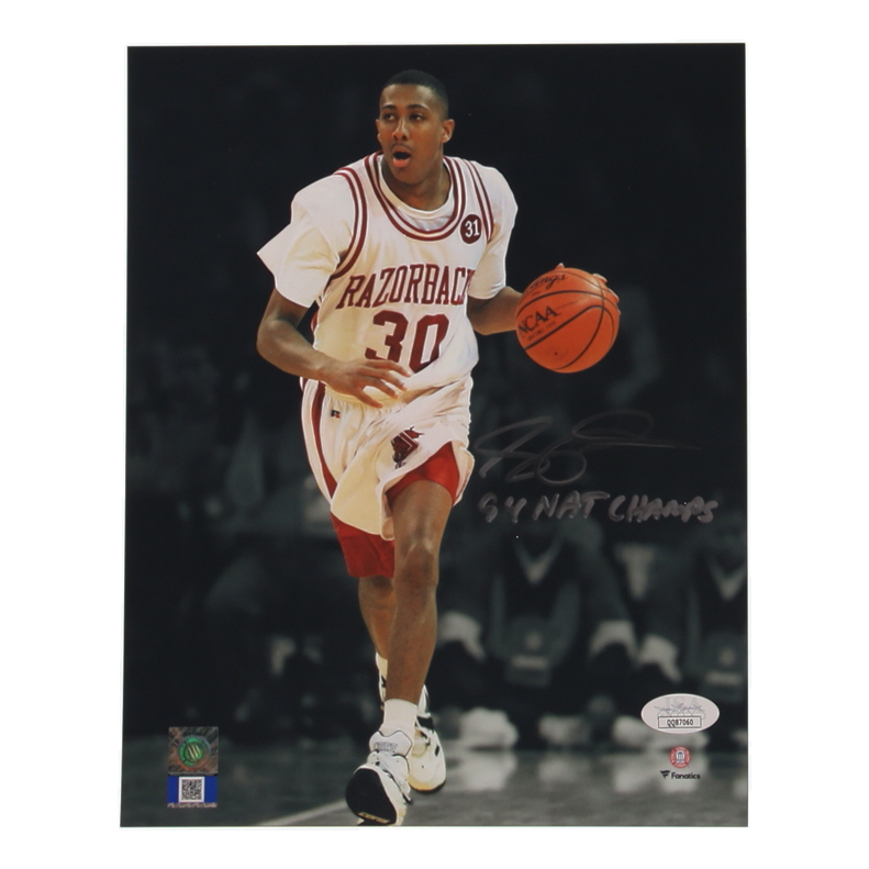 Scotty Thurman Signed Arkansas Razorbacks 8x10 Photo Inscribed "94 Nat Champs" (JSA) at PristineAuction.com Scotty Thurman Signed Arkansas Razorbacks 8x10 Photo Inscribed "94 Nat Champs" (JSA) at PristineAuction.com