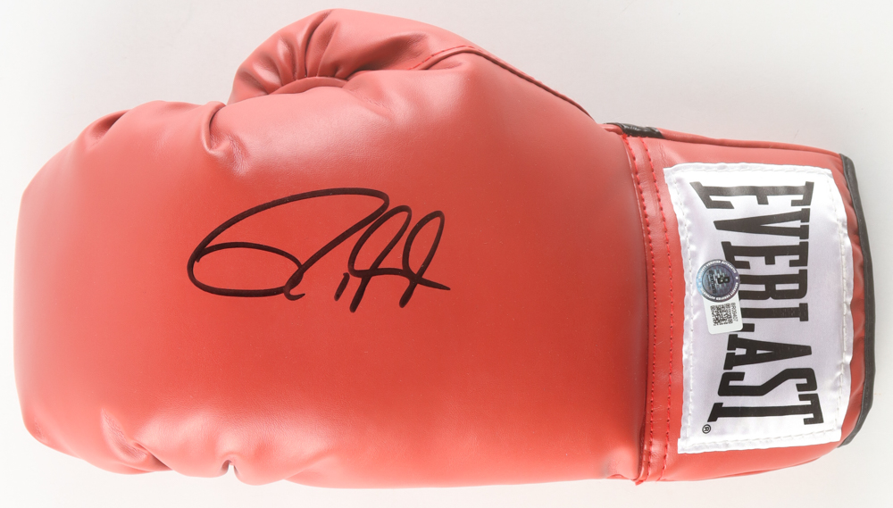 Roy Jones Jr. Signed Everlast Boxing Glove (Beckett) at PristineAuction.com Roy Jones Jr. Signed Everlast Boxing Glove (Beckett) at PristineAuction.com