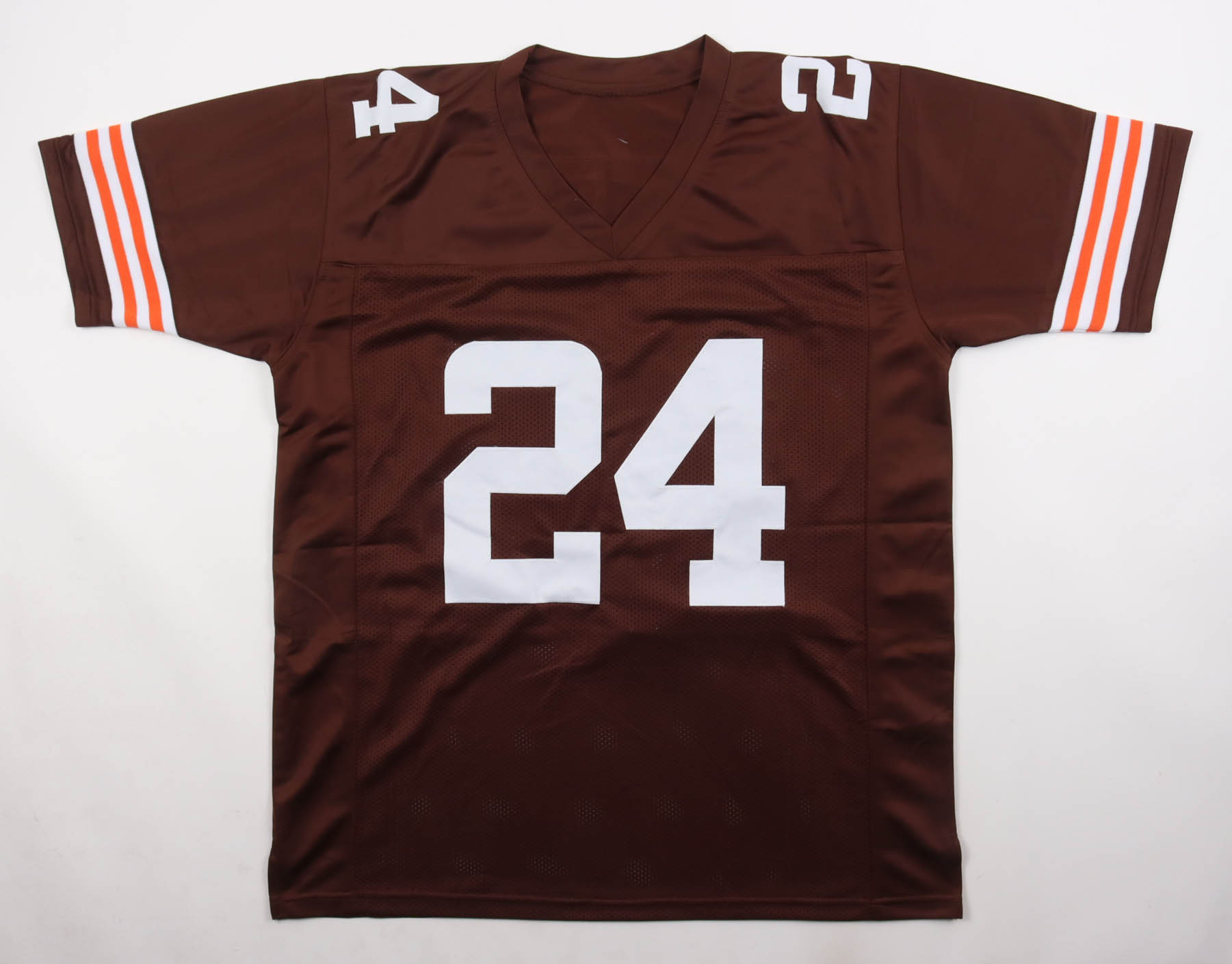 Nick Chubb Signed Jersey (Beckett) at PristineAuction.com Nick Chubb Signed Jersey (Beckett) at PristineAuction.com
