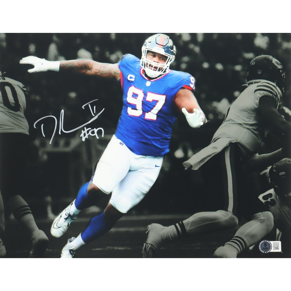 Dexter Lawrence II Signed Giants 11x14 Photo (Beckett) at PristineAuction.com