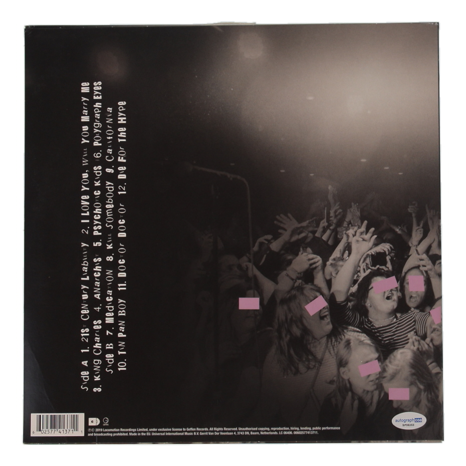 Yungblud Signed "Live in Atlanta" 12x12 Album Sleeve (ACOA) at PristineAuction.com Yungblud Signed "Live in Atlanta" 12x12 Album Sleeve (ACOA) at PristineAuction.com