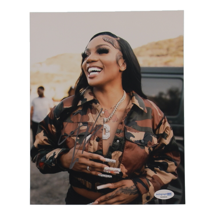 GloRilla Signed 8x10 Photo (ACOA) at PristineAuction.com GloRilla Signed 8x10 Photo (ACOA) at PristineAuction.com