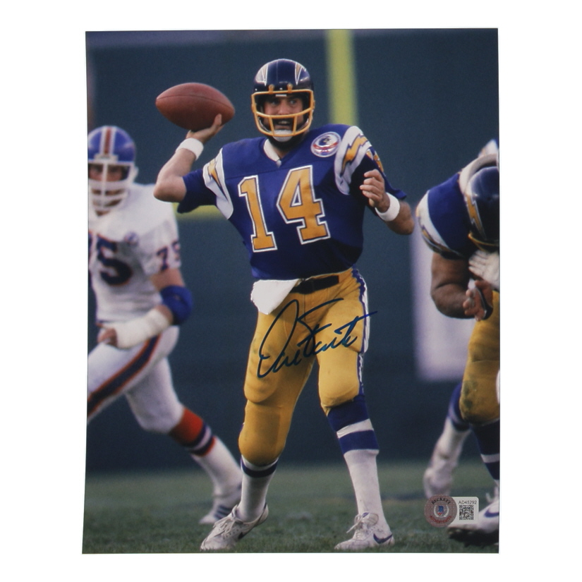 Dan Fouts Signed Chargers 8x10 Photo (Beckett) at PristineAuction.com Dan Fouts Signed Chargers 8x10 Photo (Beckett) at PristineAuction.com