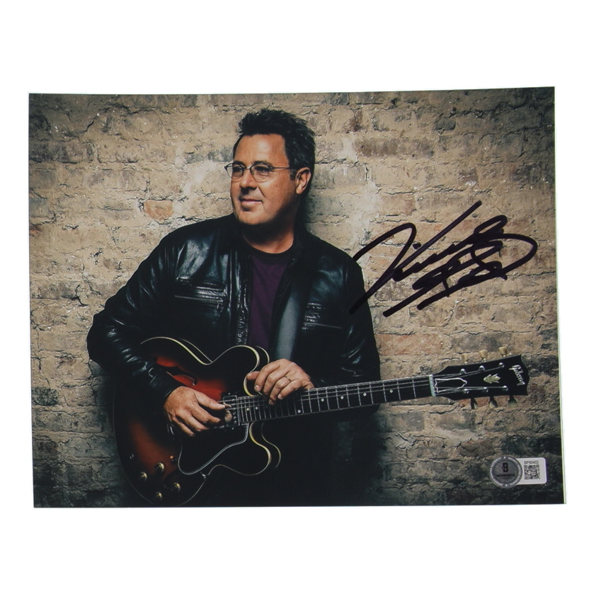 Vince Gill Signed 8x10 Photo (Beckett) at PristineAuction.com Vince Gill Signed 8x10 Photo (Beckett) at PristineAuction.com