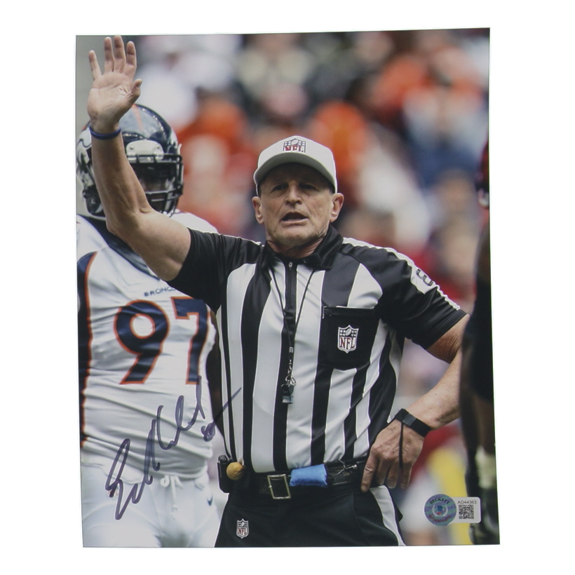 Ed Hochuli Signed 8x10 Photo (Beckett) at PristineAuction.com Ed Hochuli Signed 8x10 Photo (Beckett) at PristineAuction.com
