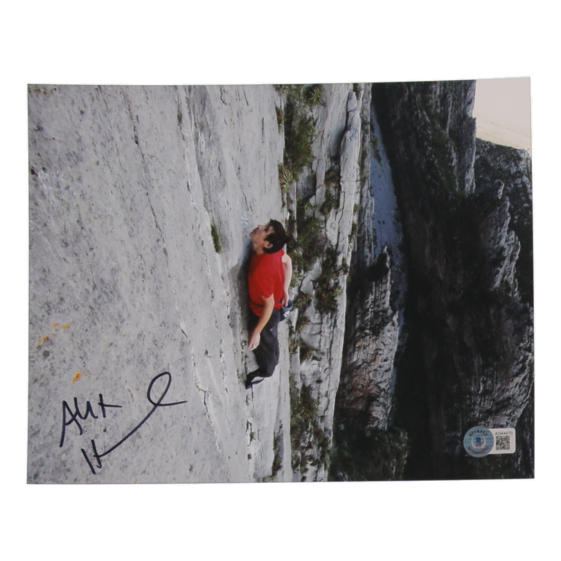 Alex Honnold Signed 8x10 Photo (Beckett) at PristineAuction.com Alex Honnold Signed 8x10 Photo (Beckett) at PristineAuction.com