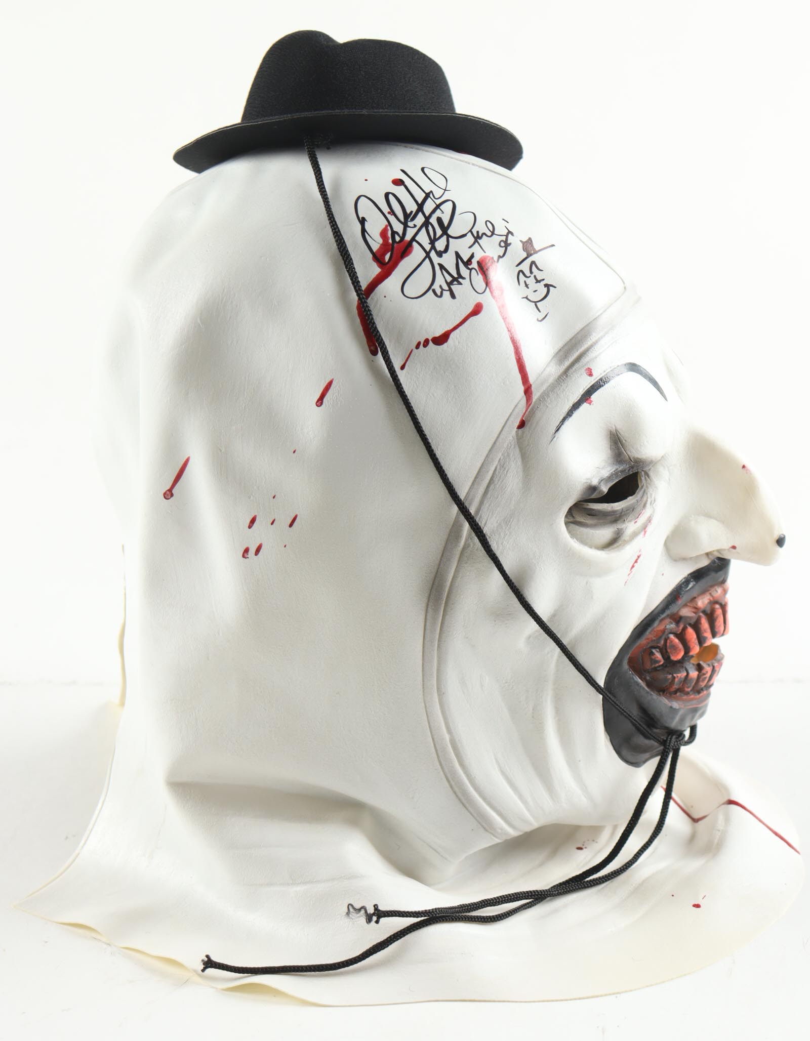 David Howard Thornton Signed "Terrifier" Art the Clown Mask Inscribed "Art the Clown" with Hand-Drawn Art Sketch (JSA) at PristineAuction.com David Howard Thornton Signed "Terrifier" Art the Clown Mask Inscribed "Art the Clown" with Hand-Drawn Art Sketch (JSA) at PristineAuction.com