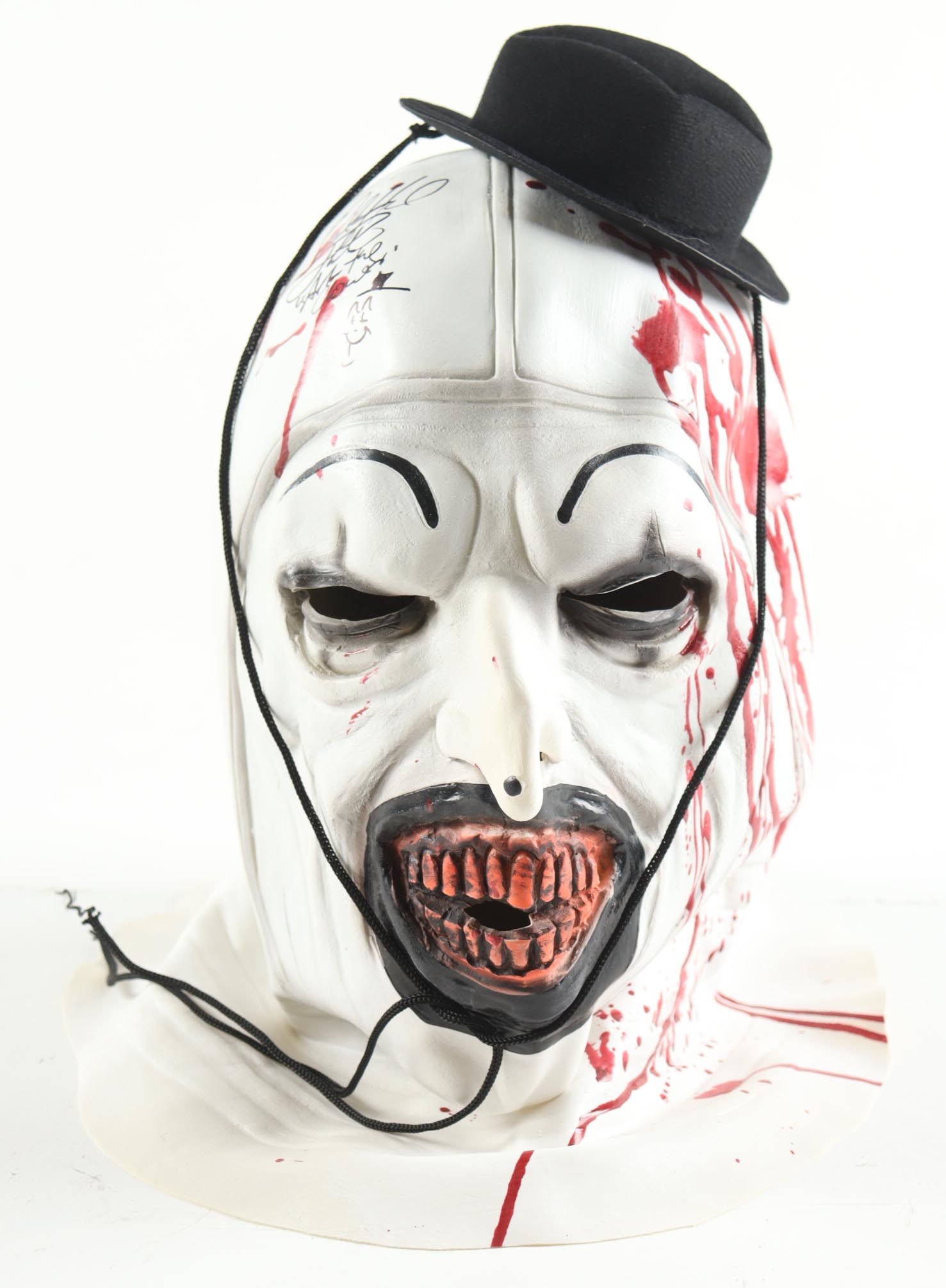 David Howard Thornton Signed "Terrifier" Art the Clown Mask Inscribed "Art the Clown" with Hand-Drawn Art Sketch (JSA) at PristineAuction.com David Howard Thornton Signed "Terrifier" Art the Clown Mask Inscribed "Art the Clown" with Hand-Drawn Art Sketch (JSA) at PristineAuction.com