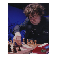 Magnus Carlsen Signed 8x10 Photo (Beckett) at PristineAuction.com