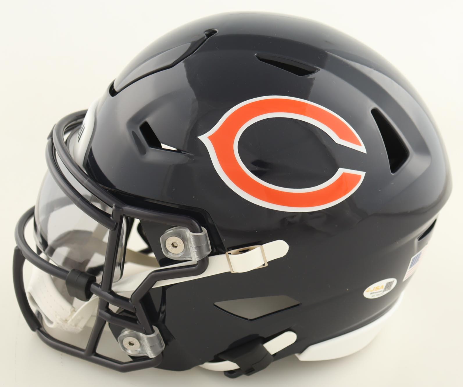 Brian Urlacher Signed Bears Mid-Size SpeedFlex Helmet With Visor Inscribed "HOF 18" (JSA) at PristineAuction.com Brian Urlacher Signed Bears Mid-Size SpeedFlex Helmet With Visor Inscribed "HOF 18" (JSA) at PristineAuction.com