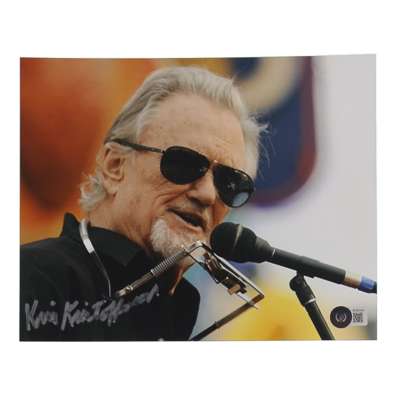 Kris Kristofferson Signed 8x10 Photo (Beckett) at PristineAuction.com Kris Kristofferson Signed 8x10 Photo (Beckett) at PristineAuction.com
