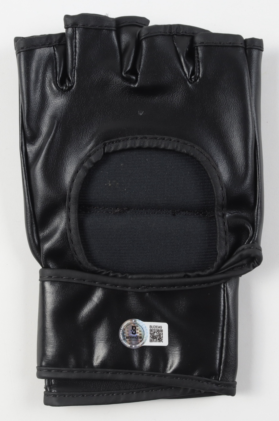 Tom Aspinall Signed Custom Great Britain MMA Glove (Beckett) at PristineAuction.com Tom Aspinall Signed Custom Great Britain MMA Glove (Beckett) at PristineAuction.com