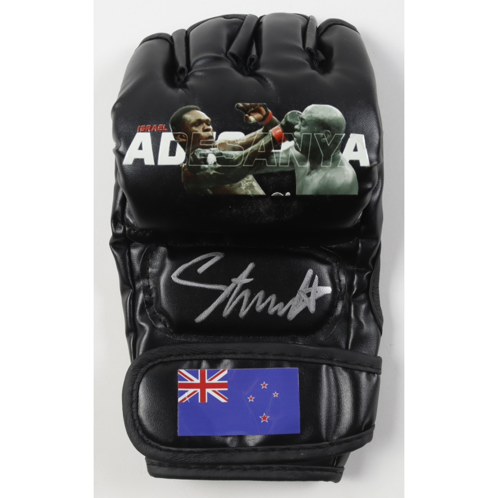Israel Adesanya Signed Custom Australia MMA Fight Glove (Beckett) at PristineAuction.com