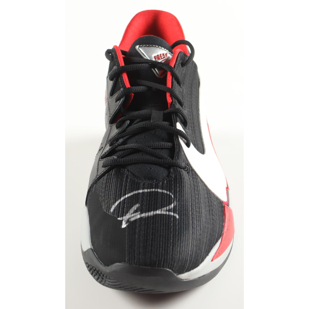 Giannis Antetokounmpo Signed Player Edition Basketball Shoe (Beckett) at PristineAuction.com