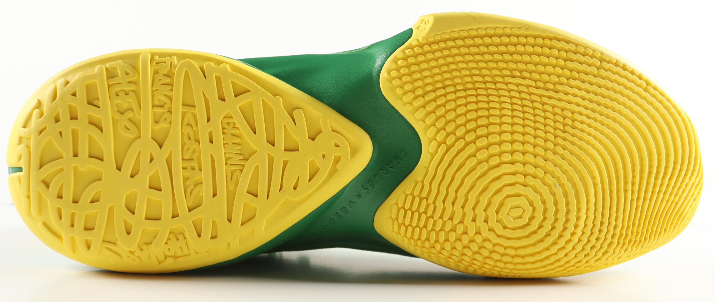 Giannis Antetokounmpo Signed Player Edition Basketball Shoe (Beckett) at PristineAuction.com Giannis Antetokounmpo Signed Player Edition Basketball Shoe (Beckett) at PristineAuction.com