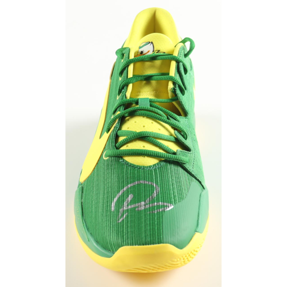 Giannis Antetokounmpo Signed Player Edition Basketball Shoe (Beckett) at PristineAuction.com