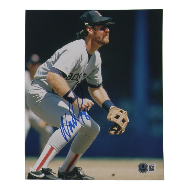 Wade Boggs Signed Red Sox 8x10 Photo (Beckett) at PristineAuction.com Wade Boggs Signed Red Sox 8x10 Photo (Beckett) at PristineAuction.com