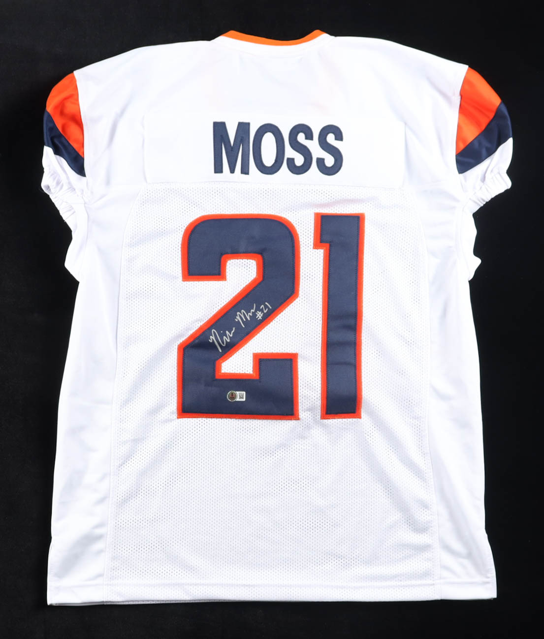 Riley Moss Signed Jersey (Beckett) at PristineAuction.com Riley Moss Signed Jersey (Beckett) at PristineAuction.com