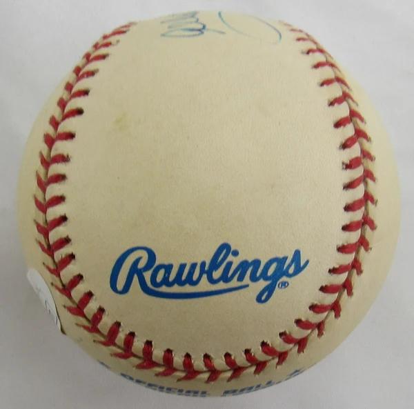 Whitey Ford Signed OAL Baseball (JSA) at PristineAuction.com Whitey Ford Signed OAL Baseball (JSA) at PristineAuction.com