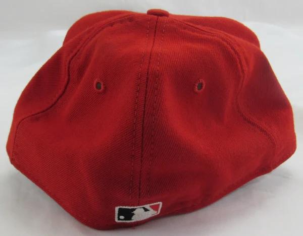Johnny Bench Signed Reds Hat (Fleer) at PristineAuction.com Johnny Bench Signed Reds Hat (Fleer) at PristineAuction.com