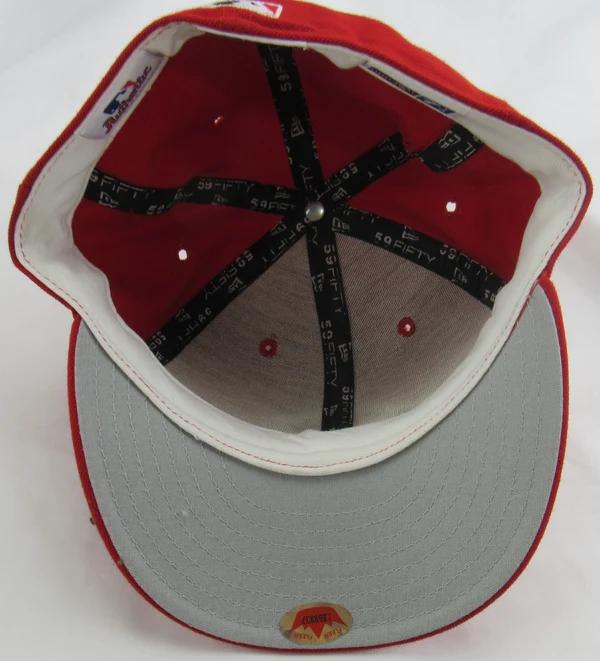 Johnny Bench Signed Reds Hat (Fleer) at PristineAuction.com Johnny Bench Signed Reds Hat (Fleer) at PristineAuction.com