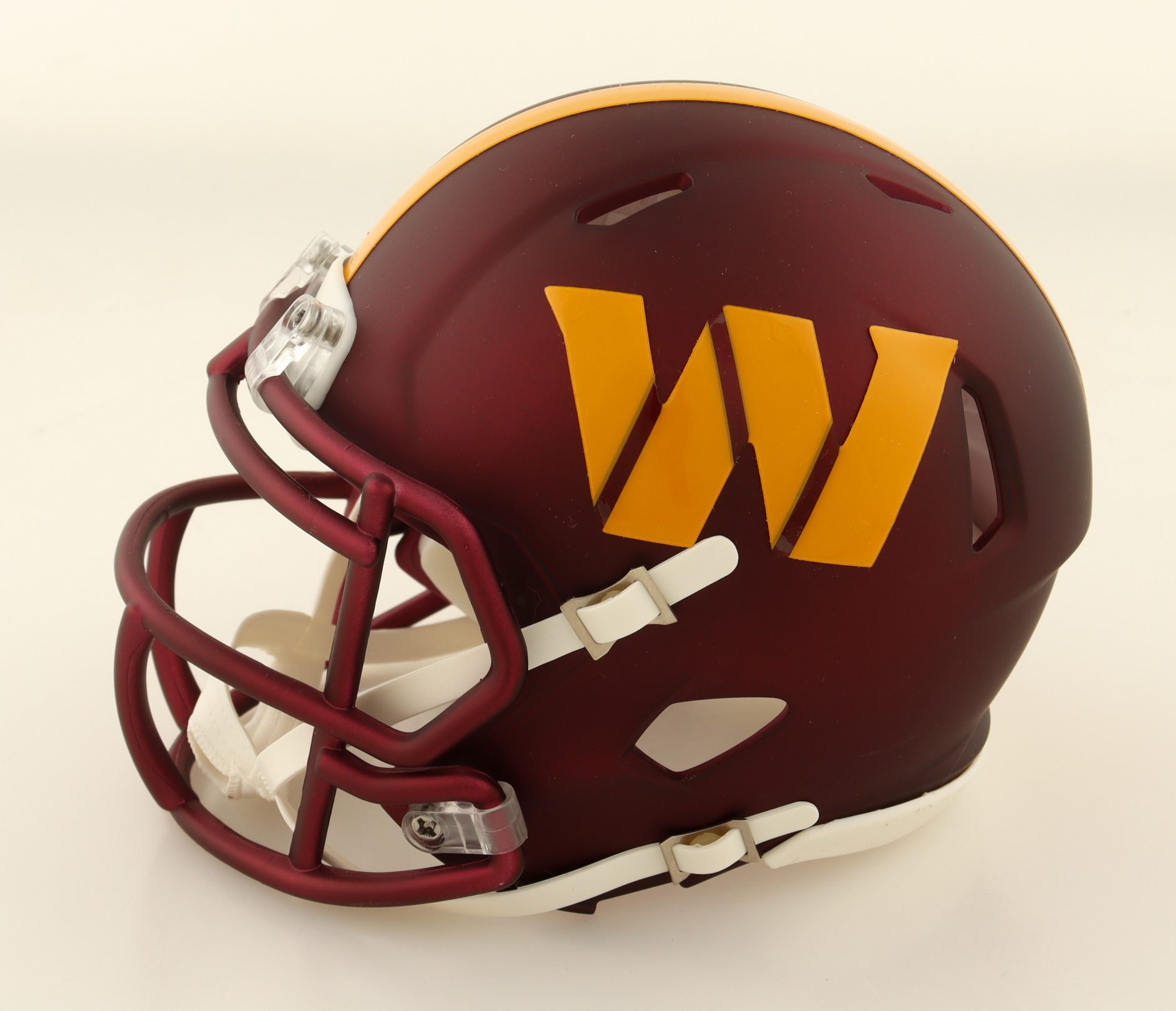 Jacory Croskey-Merritt Signed Commanders Speed Mini Helmet (Beckett) at PristineAuction.com Jacory Croskey-Merritt Signed Commanders Speed Mini Helmet (Beckett) at PristineAuction.com