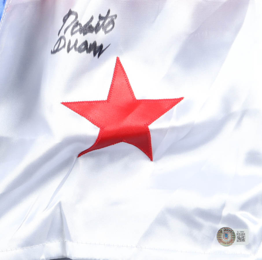 Roberto Duran Signed Boxing Trunks (Beckett) at PristineAuction.com Roberto Duran Signed Boxing Trunks (Beckett) at PristineAuction.com