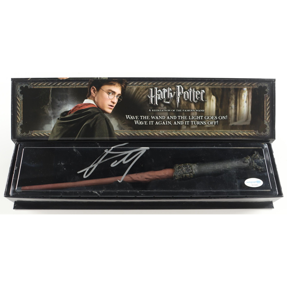 Daniel Radcliffe Signed "Harry Potter" Wand With Illuminating Tip In Original Box (AutographCOA) at PristineAuction.com