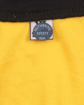 William Shatner Signed "Star Trek" Prop Uniform Shirt (Authentic Ink) at PristineAuction.com William Shatner Signed "Star Trek" Prop Uniform Shirt (Authentic Ink) at PristineAuction.com