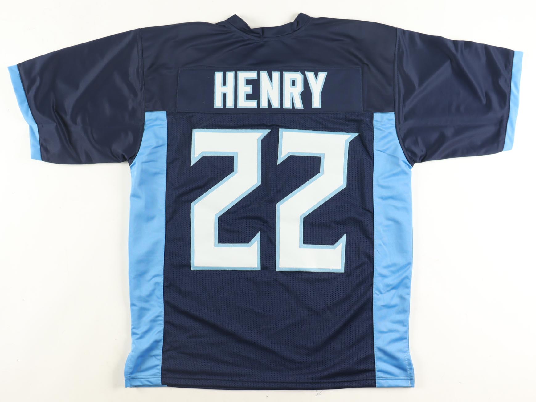 Derrick Henry Jersey at PristineAuction.com Derrick Henry Jersey at PristineAuction.com