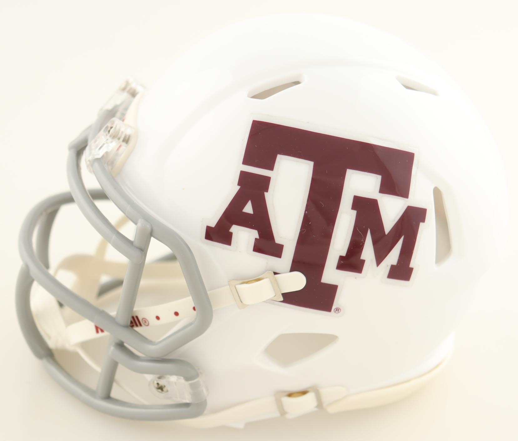 Mike Evans Signed Texas A&M Aggies Speed Mini Helmet (Beckett) at PristineAuction.com Mike Evans Signed Texas A&M Aggies Speed Mini Helmet (Beckett) at PristineAuction.com