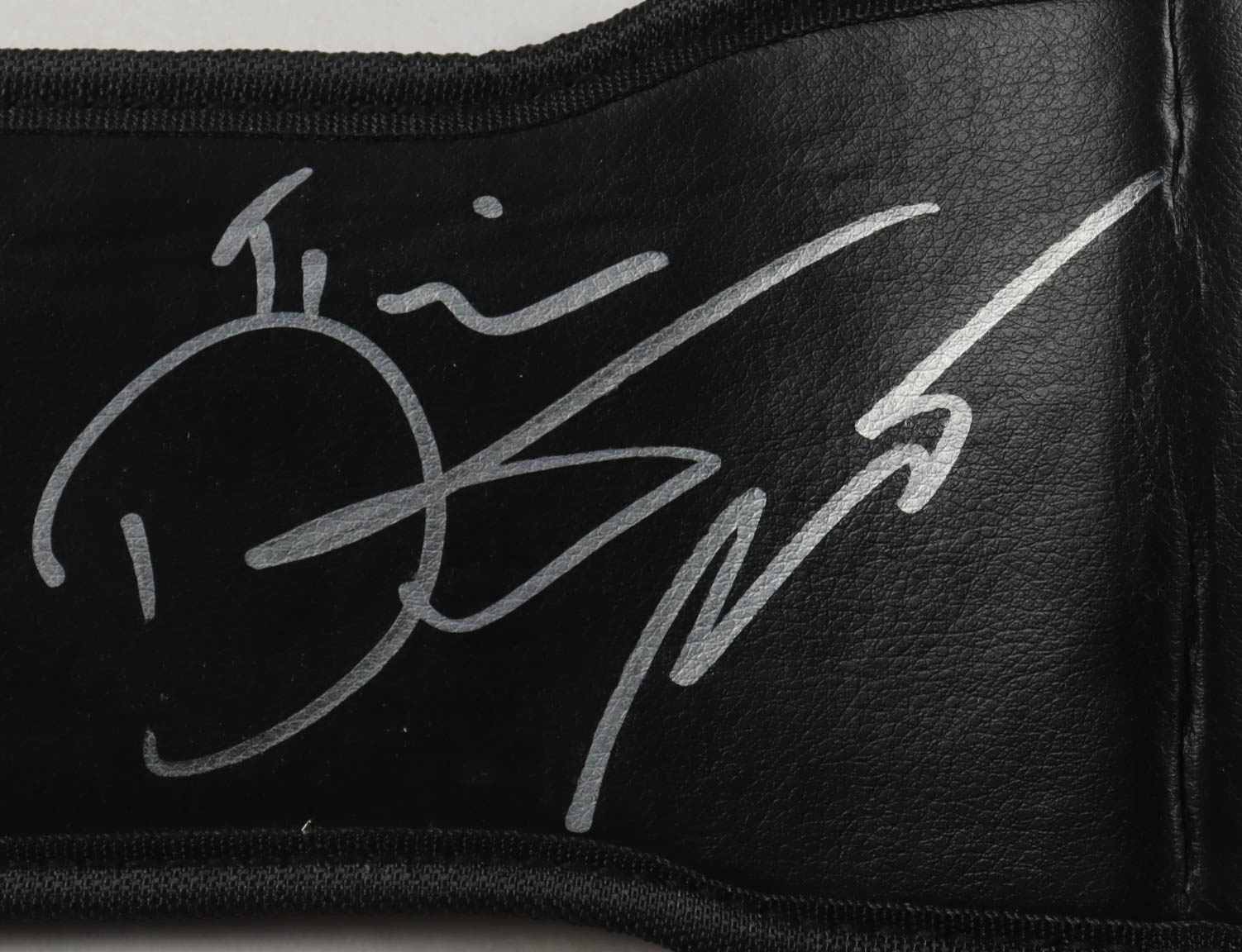 Dustin Poirier Signed Full-Size UFC Championship Belt (JSA) at PristineAuction.com Dustin Poirier Signed Full-Size UFC Championship Belt (JSA) at PristineAuction.com