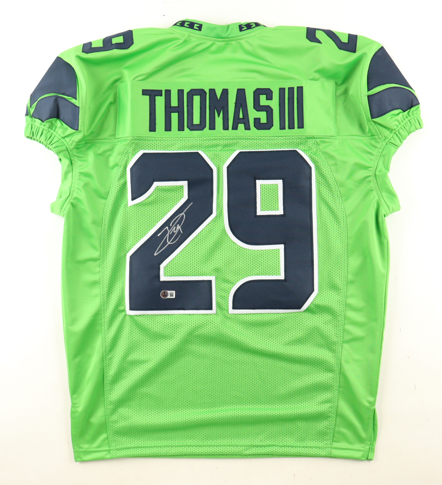 Earl Thomas III Signed Jersey (Beckett) at PristineAuction.com Earl Thomas III Signed Jersey (Beckett) at PristineAuction.com