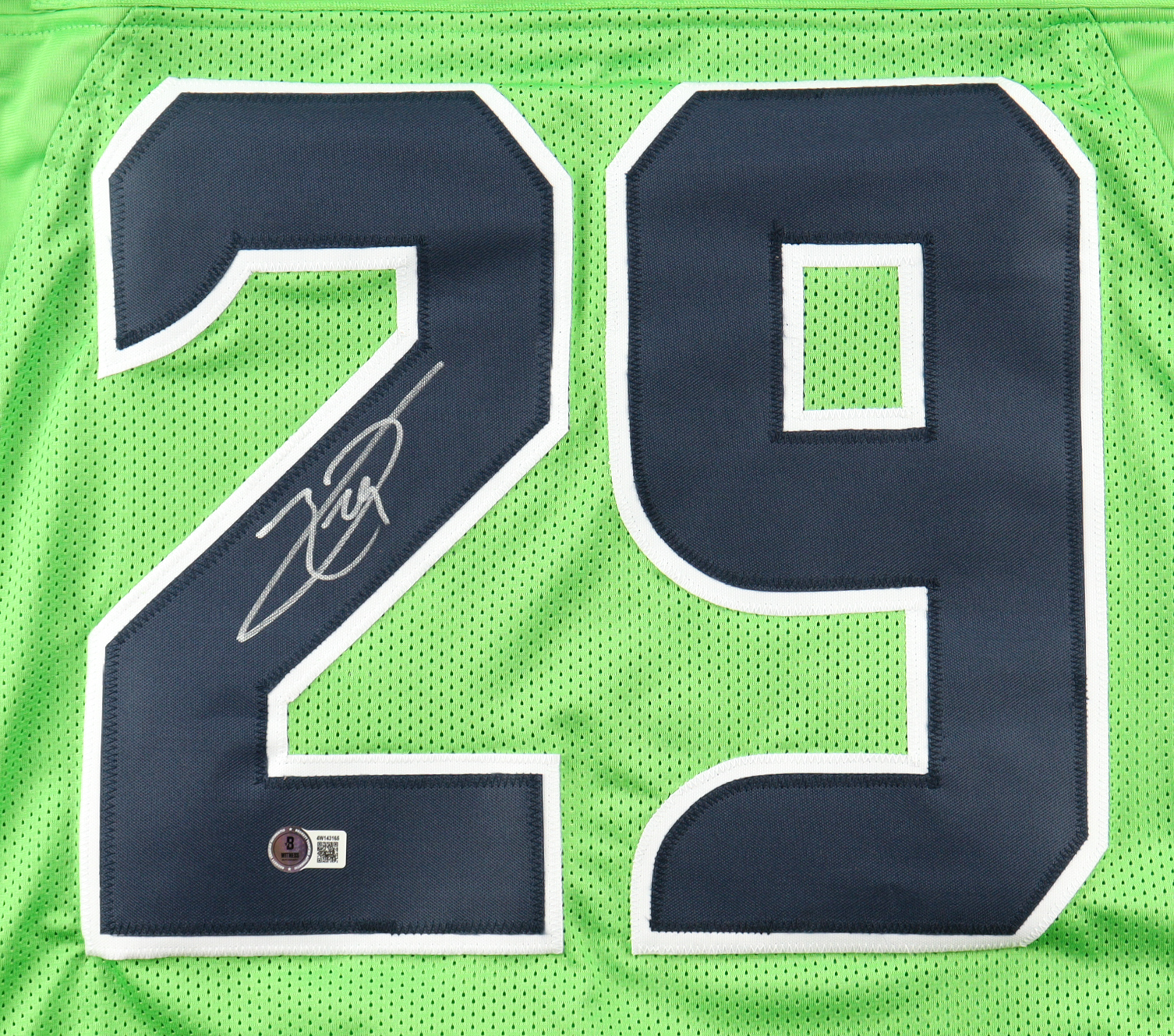 Earl Thomas III Signed Jersey (Beckett) at PristineAuction.com Earl Thomas III Signed Jersey (Beckett) at PristineAuction.com