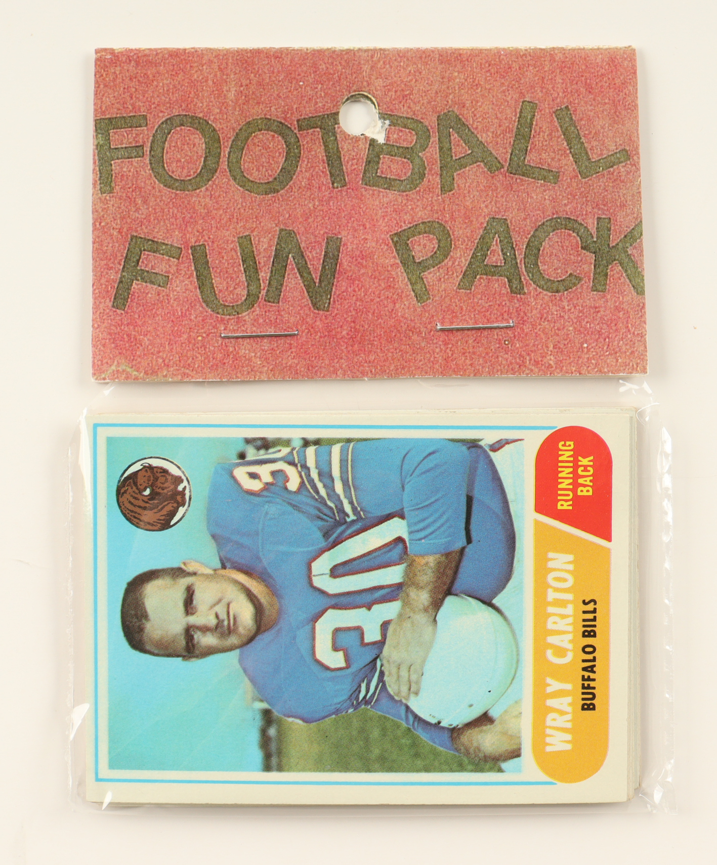 1967 Topps Football Fun Pack with (10) Cards at PristineAuction.com 1967 Topps Football Fun Pack with (10) Cards at PristineAuction.com
