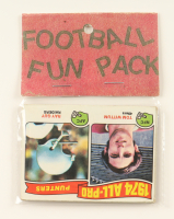 1975 Topps Football Card Fun Pack with (10) Cards at PristineAuction.com