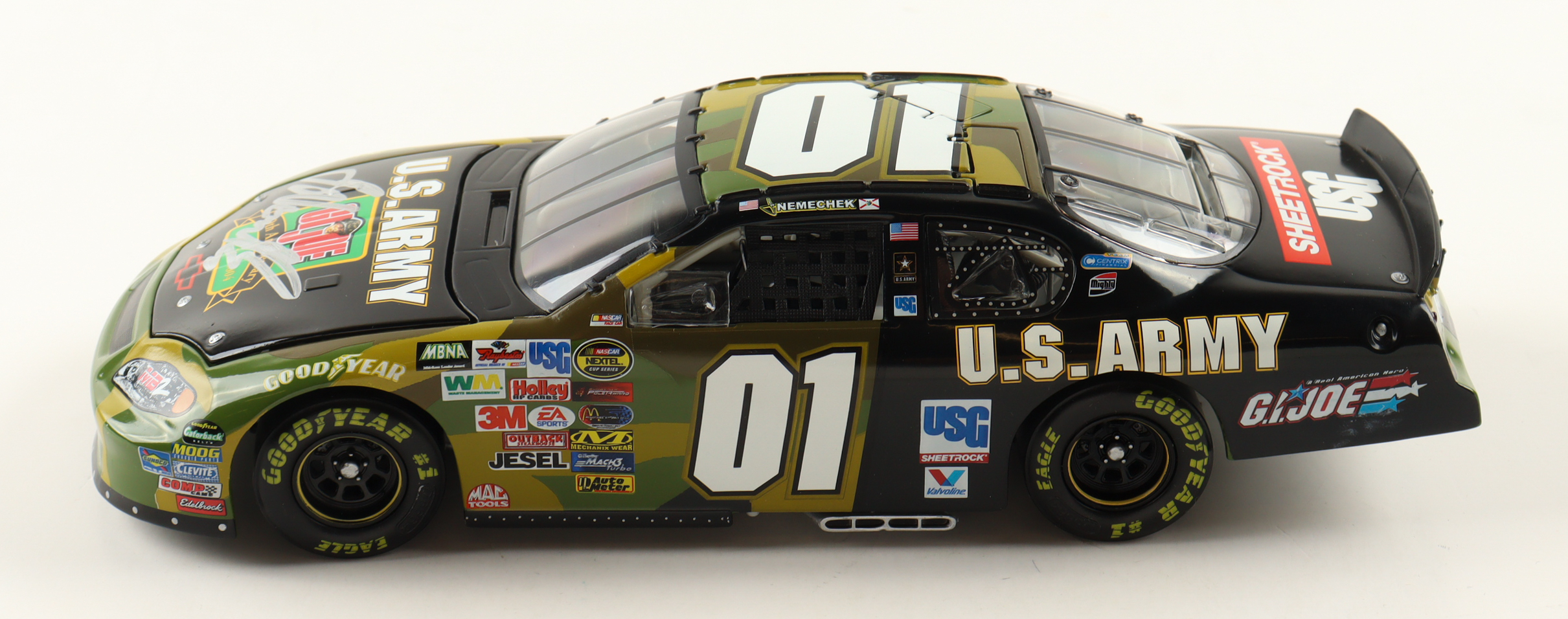 Joe Nemechek Signed LE NASCAR #1 U.S. Army / G.I. Joe 40th Anniversary 2004 Monte Carlo - 1:24 Premium Diecast Car (Beckett) at PristineAuction.com Joe Nemechek Signed LE NASCAR #1 U.S. Army / G.I. Joe 40th Anniversary 2004 Monte Carlo - 1:24 Premium Diecast Car (Beckett) at PristineAuction.com