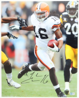 Josh Cribbs Signed Browns 16x20 Photo (Beckett) at PristineAuction.com