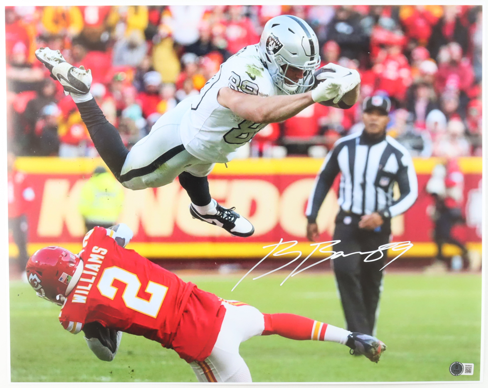 Brock Bowers Signed Raiders 16x20 Photo (Beckett) at PristineAuction.com Brock Bowers Signed Raiders 16x20 Photo (Beckett) at PristineAuction.com