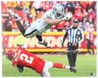 Brock Bowers Signed Raiders 16x20 Photo (Beckett) at PristineAuction.com