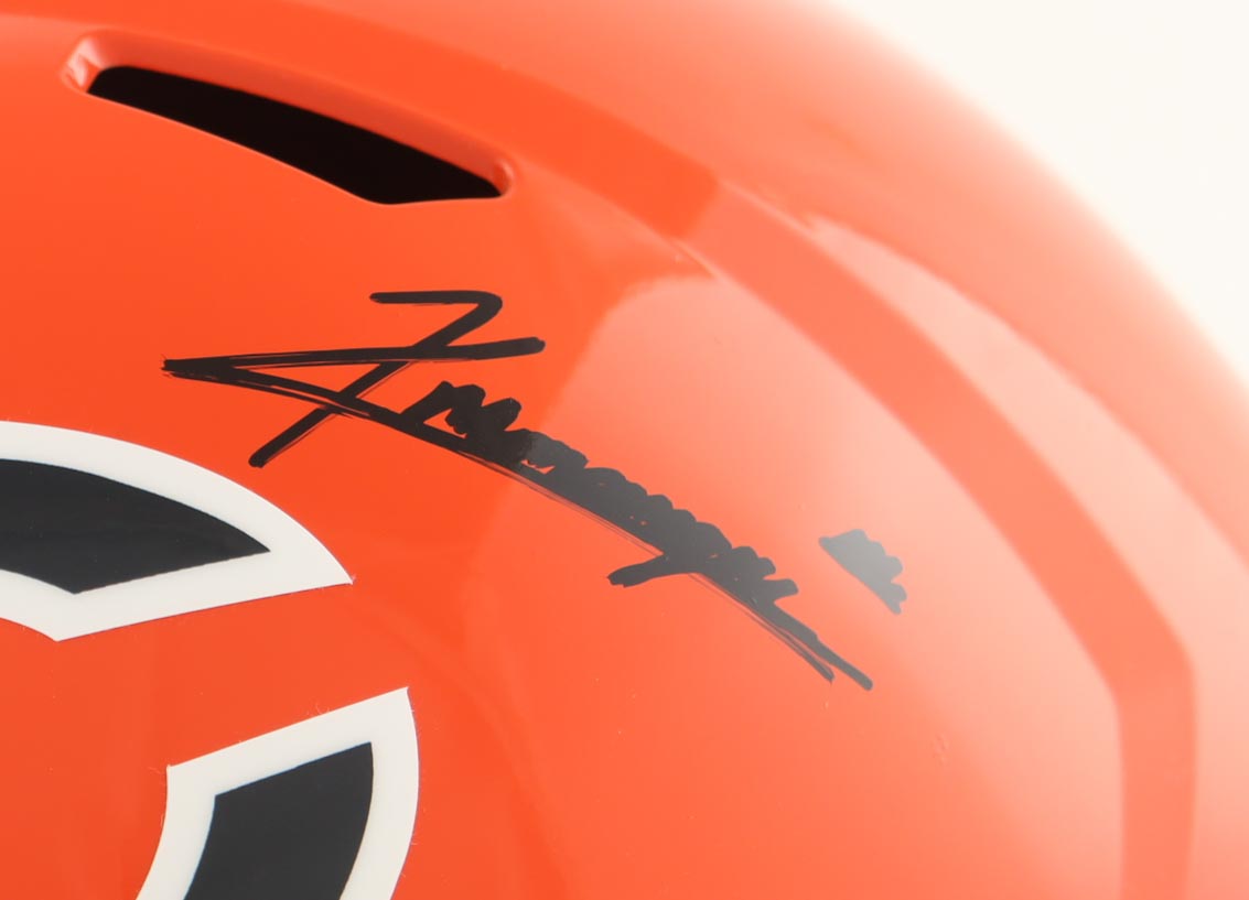 Kyle Monangai Signed Bears Full-Size Speed Helmet (JSA) at PristineAuction.com Kyle Monangai Signed Bears Full-Size Speed Helmet (JSA) at PristineAuction.com
